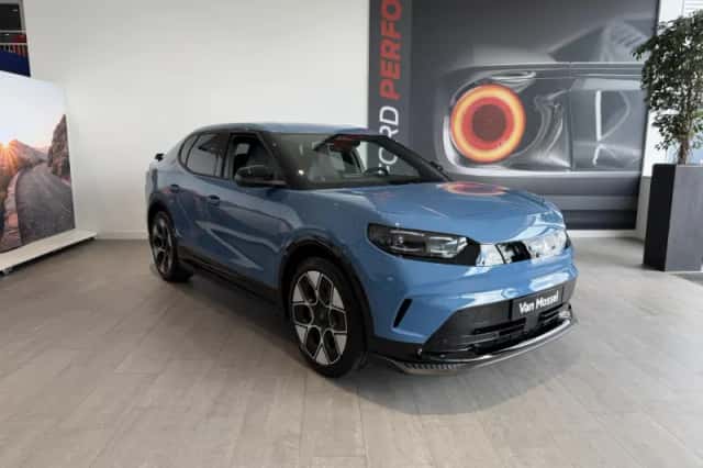 Ford Capri (2026) thumbnail 2