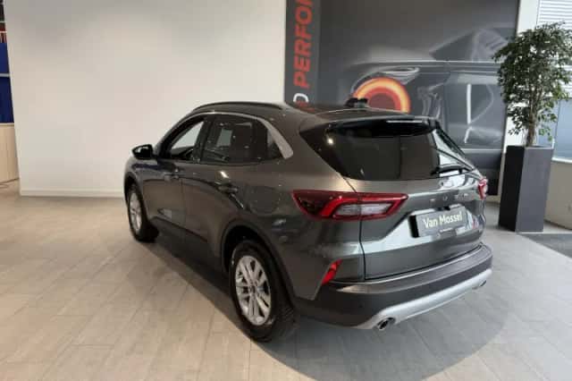 Ford Kuga (2026) thumbnail 3