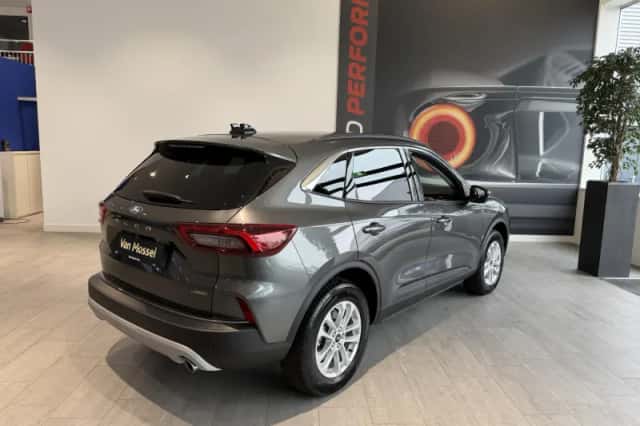 Ford Kuga (2026) thumbnail 5
