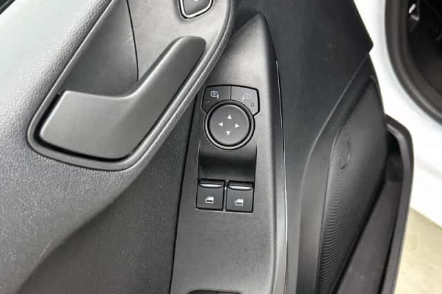 Ford Fiesta (2022) thumbnail 10