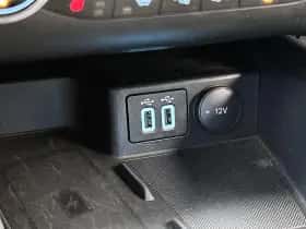 Ford Kuga thumbnail 38