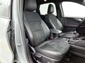 Ford Kuga thumbnail 41