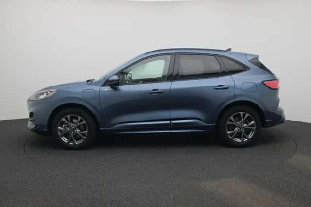 Ford Kuga (2021) thumbnail 4