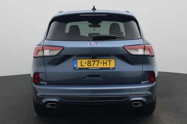 Ford Kuga (2021) thumbnail 5