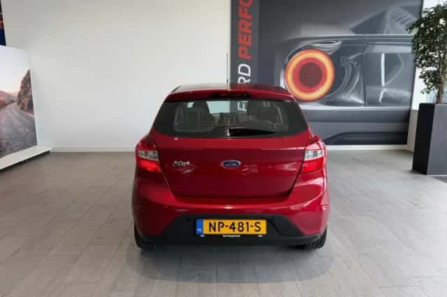Ford Ka (2017) thumbnail 3