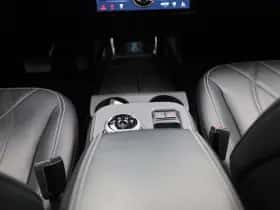 Ford Mustang Mach-E thumbnail 10