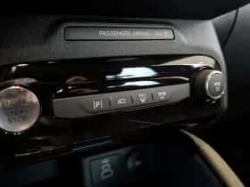 Ford Kuga thumbnail 13