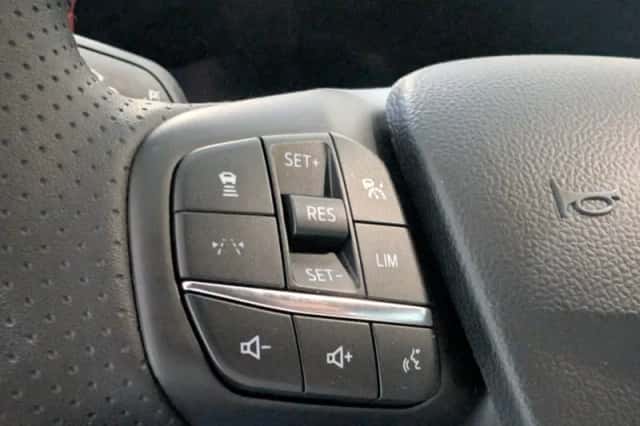 Ford Kuga (2026) thumbnail 15