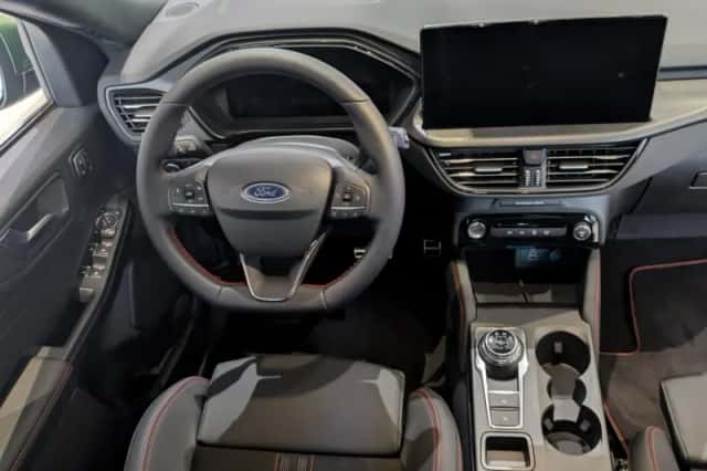 Ford Kuga (2026) thumbnail 23
