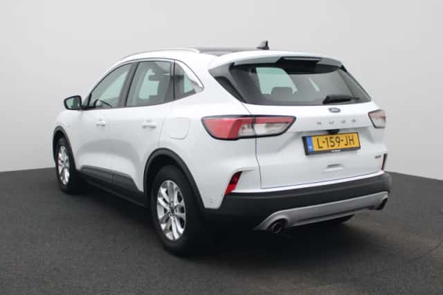 Ford Kuga (2021) thumbnail 2
