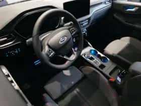 Ford Kuga thumbnail 30