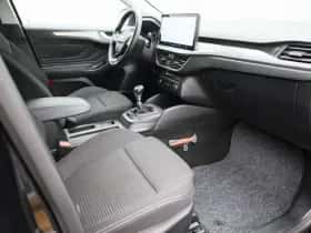 Ford Focus thumbnail 35
