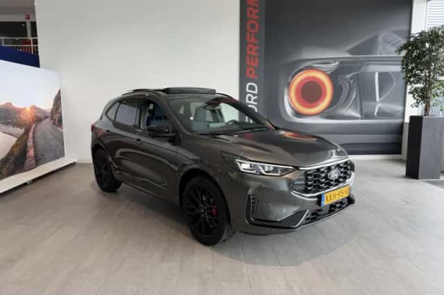 Ford Kuga (2026) thumbnail 2