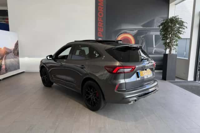 Ford Kuga (2026) thumbnail 4