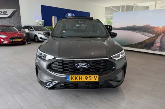 Ford Kuga (2026) thumbnail 5
