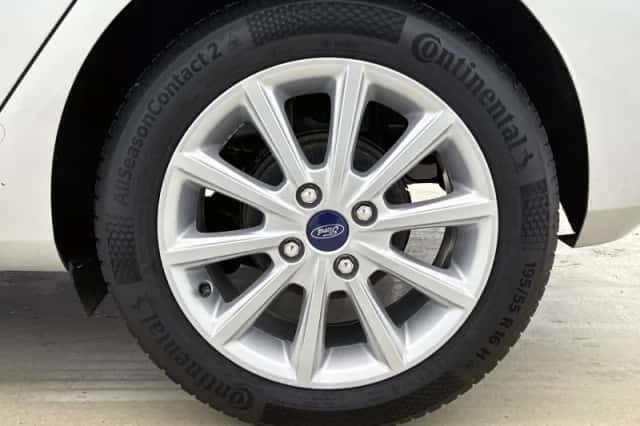 Ford Fiesta (2021) thumbnail 25