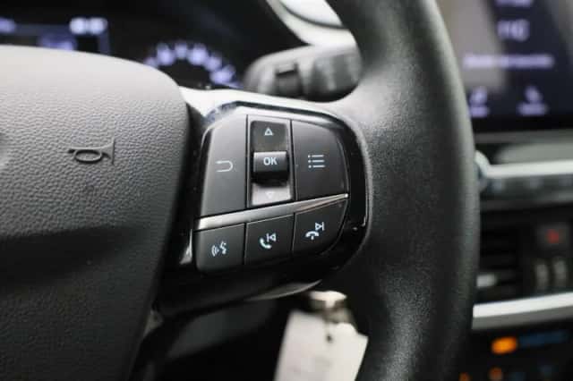 Ford Fiesta (2021) thumbnail 19