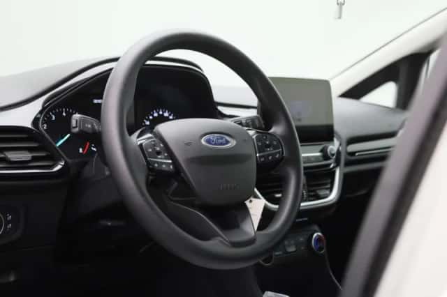 Ford Fiesta (2021) thumbnail 25