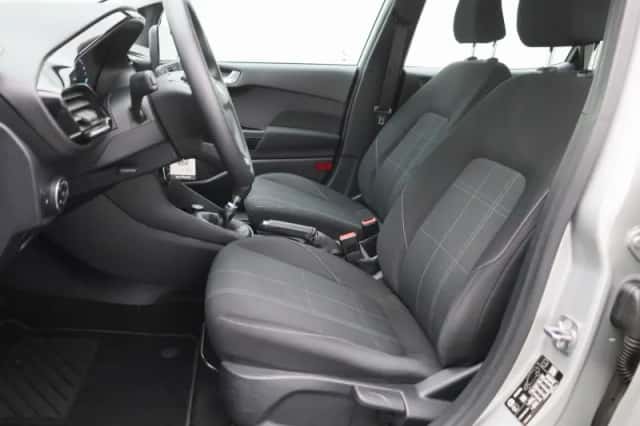 Ford Fiesta (2021) thumbnail 8