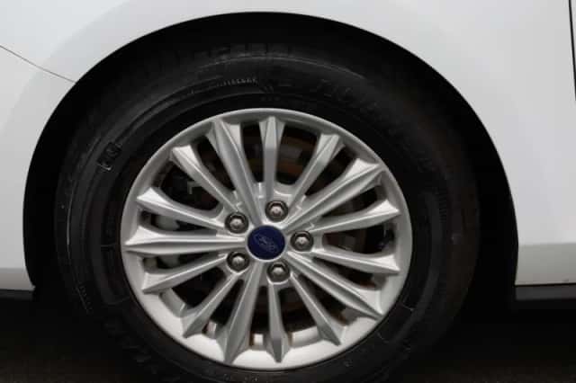 Ford Focus (2021) thumbnail 13