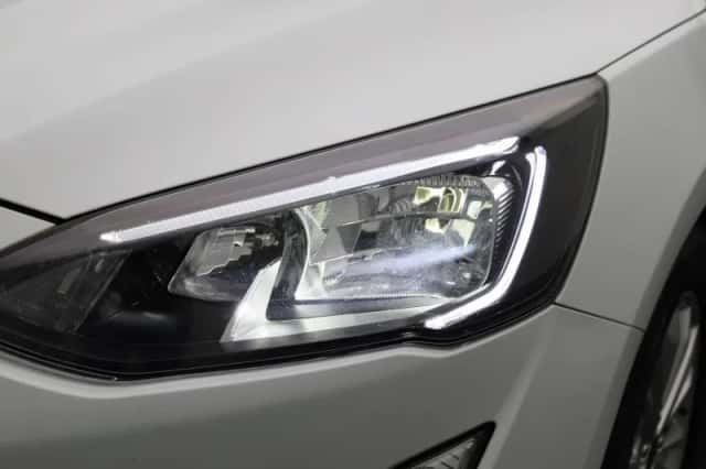Ford Focus (2021) thumbnail 14