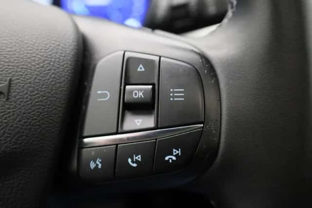 Ford Focus (2021) thumbnail 17