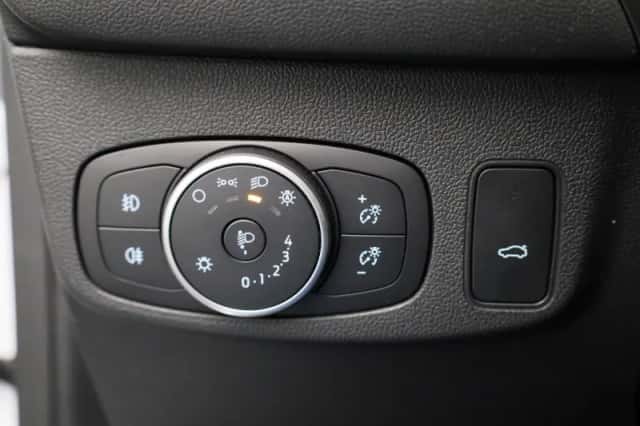 Ford Focus (2021) thumbnail 26