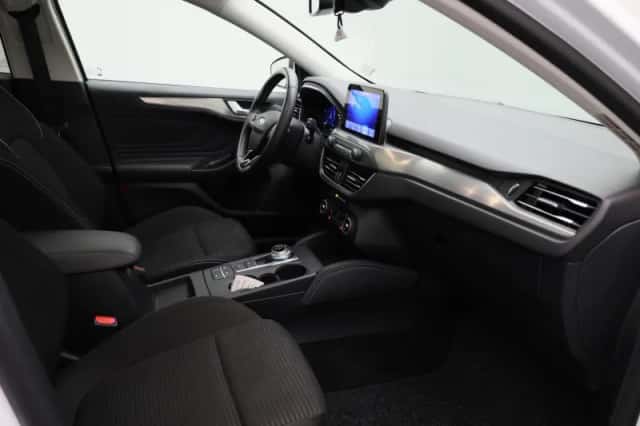 Ford Focus (2021) thumbnail 29