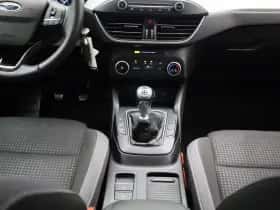 Ford Focus thumbnail 9
