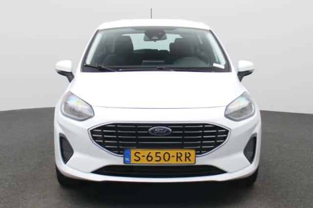 Ford Fiesta (2023) thumbnail 3