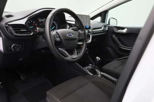 Ford Fiesta (2023) thumbnail 25