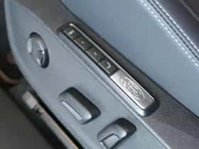 Ford Explorer thumbnail 11