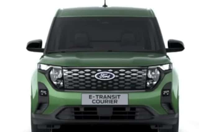 Ford Transit Courier (2026) thumbnail 3