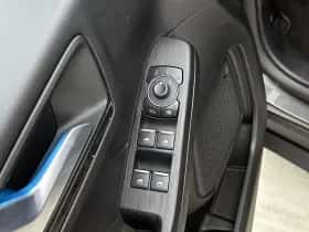 Ford Kuga (2023) thumbnail 28