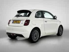 Fiat 500 (2022) thumbnail 4