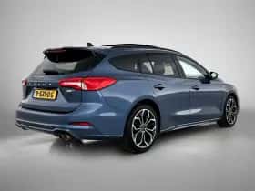 Ford Focus thumbnail 4