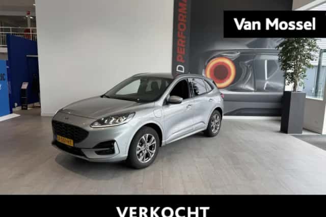 Ford Kuga (2023) thumbnail 1