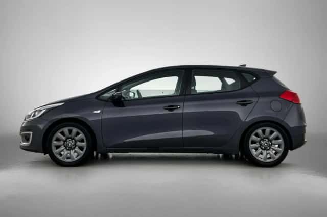 Kia Cee'd (2017) thumbnail 2