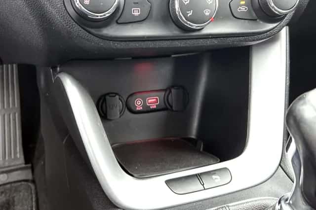 Kia Cee'd (2017) thumbnail 30