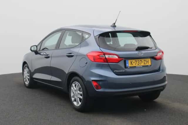 Ford Fiesta (2021) thumbnail 2