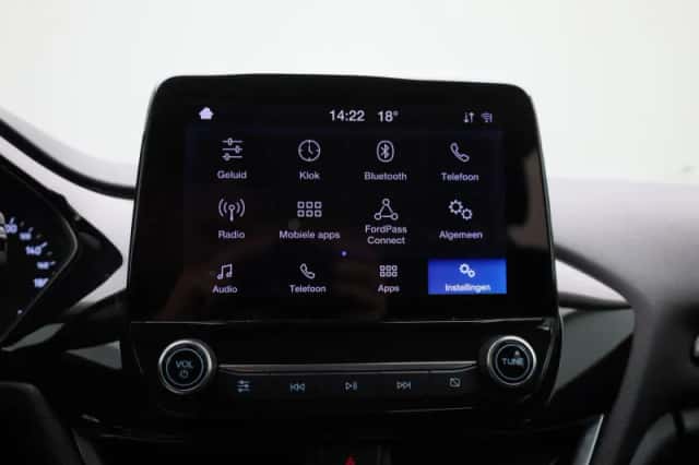 Ford Fiesta (2021) thumbnail 25