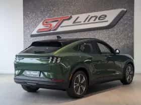 Ford Mustang Mach-E thumbnail 5
