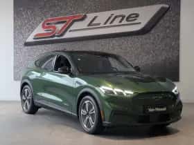 Ford Mustang Mach-E thumbnail 7