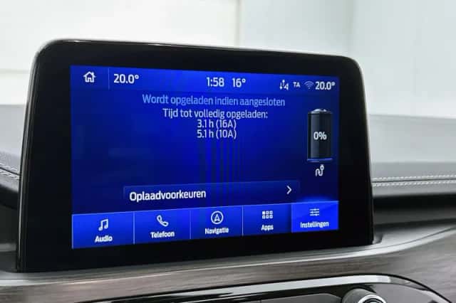 Ford Kuga (2021) thumbnail 11