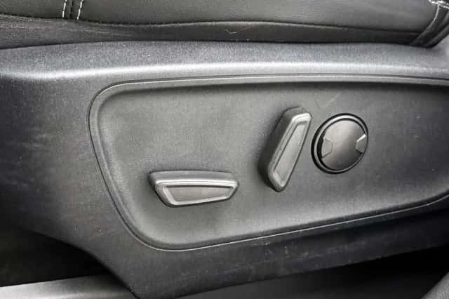 Ford Kuga (2021) thumbnail 18