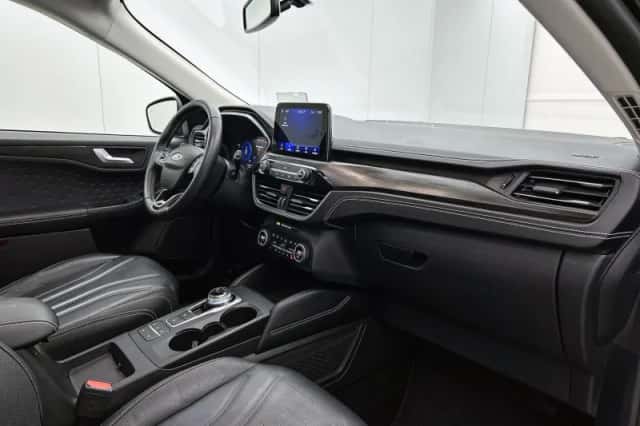 Ford Kuga (2021) thumbnail 19