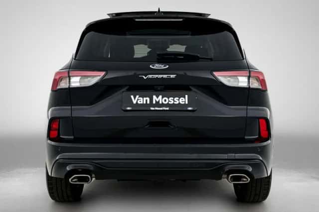 Ford Kuga (2021) thumbnail 3