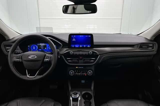 Ford Kuga (2021) thumbnail 25