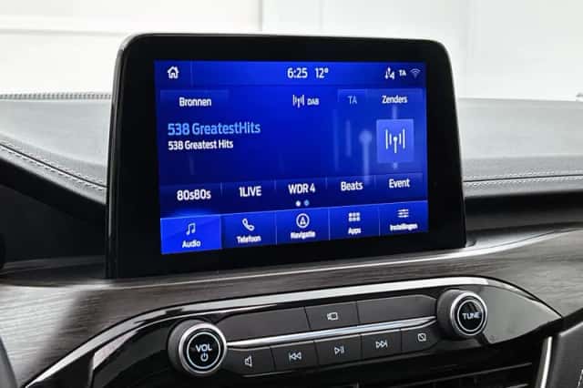 Ford Kuga (2021) thumbnail 37