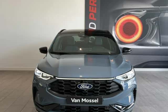 Ford Kuga (2026) thumbnail 2